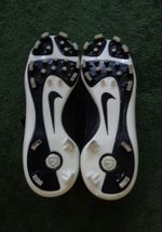 나이키 야구화의 밑창