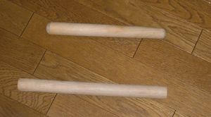 원뿔형 (위) 및 직선형 (아래) "막대"형 홍두깨