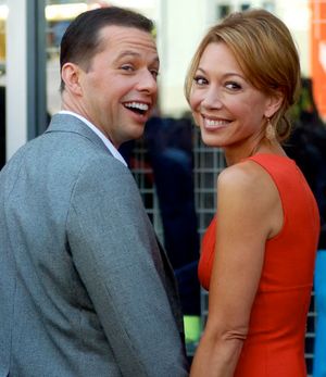 2011년 9월 아내 리사 조이너와 함께 있는 크라이어