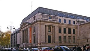 지질 박물관(1843) 전시 로드(1935년)의 새로운 위치, 현재 과학 박물관과 통합