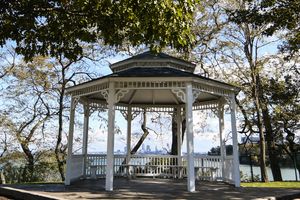 레이크우드 공원 정자
