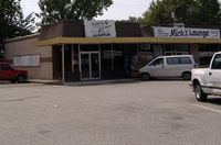 파파존스 피자가 시작된 믹스 라운지