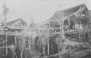 1881년 소실된 것으로 추정되는 법당 건축물. "교토의 기억 아카이브"에 기록되어 있다.