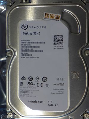 1TB 시게이트 데스크톱 SSHD ST1000DX001