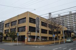 가스가이시 동부 시민 센터