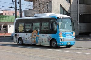 「나다 버스 나디」차량(일본해 관광 버스)