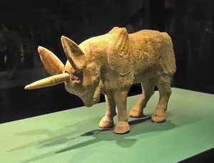 북위 시대(386–534)의 도자기 모델에 묘사된 외뿔 짐승