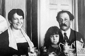 제르멘, 데니스, 피에르 몽퇴, 1919년경