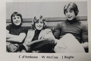 베게 (오른쪽)와 크리스토퍼 담보이스 (왼쪽) 1975년 8학년 시절