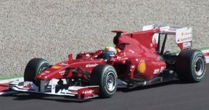 펠리페 마사는 페라리가 팀 오더 관련 추가 제재를 면한 며칠 후 3위를 차지했다.