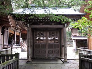 1608년 도쿠가와 이에야스가 기증한 시캬쿠몬