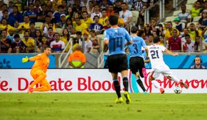 마르코 우레냐의 골 직전 상황