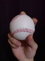 싱커(스크류) 그립의 예시 2