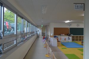 다세대 교류 시설로 전용된 구 후지야마다이히가시 초등학교(아이치현 가스가이시)