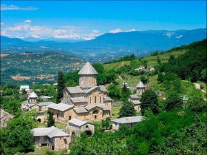 세계문화유산인 겔라티 수도원은 타마르 여왕이 묻혔다고 추정되는 곳이다.