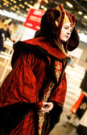 파드메 아미달라 코스프레, 스타워즈 시리즈 (프랑스)