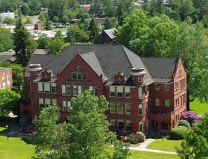 이튼 홀 (1909년 건축)