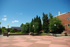 도서관 밖의 잭슨 플라자