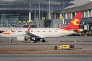 톈진 항공의 A320-271N B-32FL (2024년)