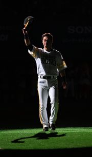 2021년 10월 21일 후쿠오카 PayPay 돔에서 열린 하세가와의 은퇴식