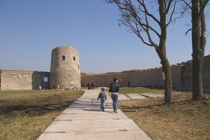 이즈보르스크 요새 내부