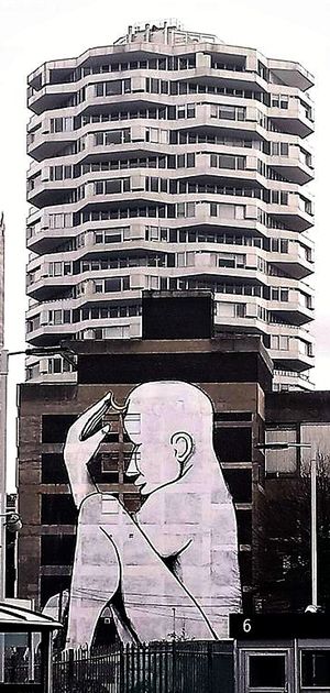 최근 몇 년 동안 크로이던 시내에 등장한 여러 벽화 중 하나