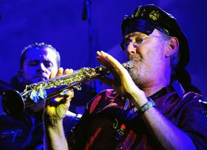 데이비드 잭슨(2009년 사진)