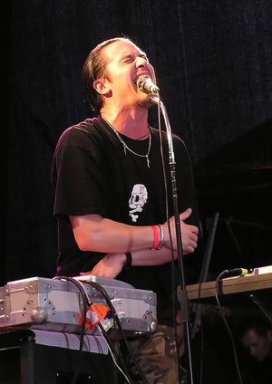 2005년 Fantômas와 함께 연주하는 패튼