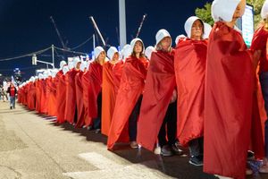 2023년 사법 개혁에 반대하는 시위대, 여성들은 대안을 구축한다.