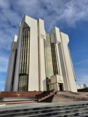 스테판 첼 마레 거리의 공식 관저.