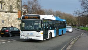 사우스햄턴의 블루스타(버스 회사) 스카니아 옴니시티