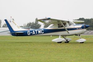 휠 속도 페어링이 있는 1966년형 Reims F150F