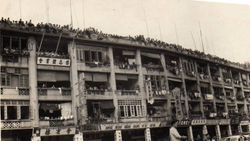 킷치의 첫 번째 본부, 완차이 존스턴 로드 130번지.