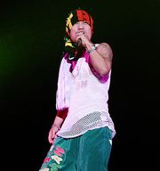 2009년 히비키 음악 축제에서 공연하는 한-쿤