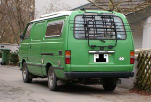 토요타 하이에이스(전기형) 후측면