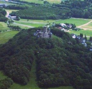 하늘에서 본 뉘르부르크의 성 언덕