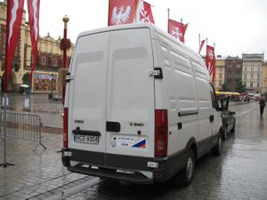 이베코 데일리 (후면; 페이스리프트 전)