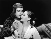 라몬 노바로와 루페 벨레스