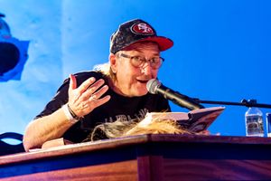 2017년 Zum Wackinger에서 마틴 젬멜로게와 함께하는 낭독회