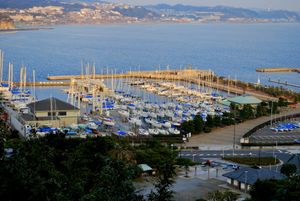 에노시마 요트 항구