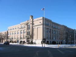 시 중심부에 위치한 센트럴 고등학교