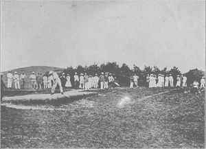 롯코산 위 외국인들의 피서 (무코군, 1912년)