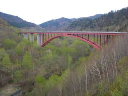 누카비라 대교(2008년 5월)