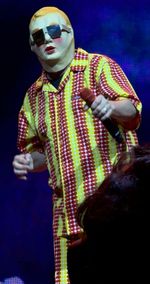 라이브 중의 부지 보이 (2023년)