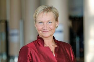 키르스텐 페어스(2021)