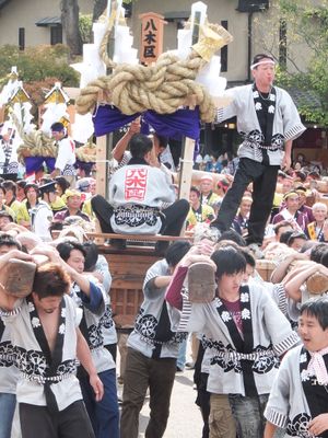 이즈시의 겐카 단지리(싸움 수레 축제)