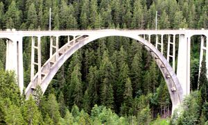 랑비스 근처의 랑비저 고가교