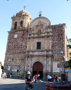 테킬라의 주요 교회인 산티아고 아포스톨 교회