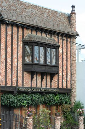 웨스트 할리우드에 있는 할리우드 외신 기자 협회 건물 외관