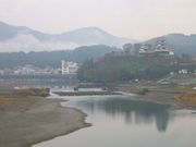 히지카와 강과 오즈 성